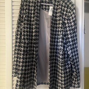 Torrid Black and White Houndstooth Blazer
